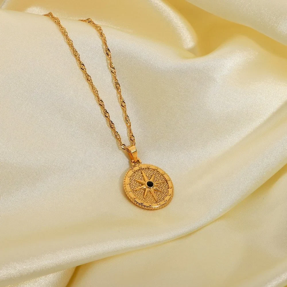 Scarlett Necklace - Picture 4 of 6
